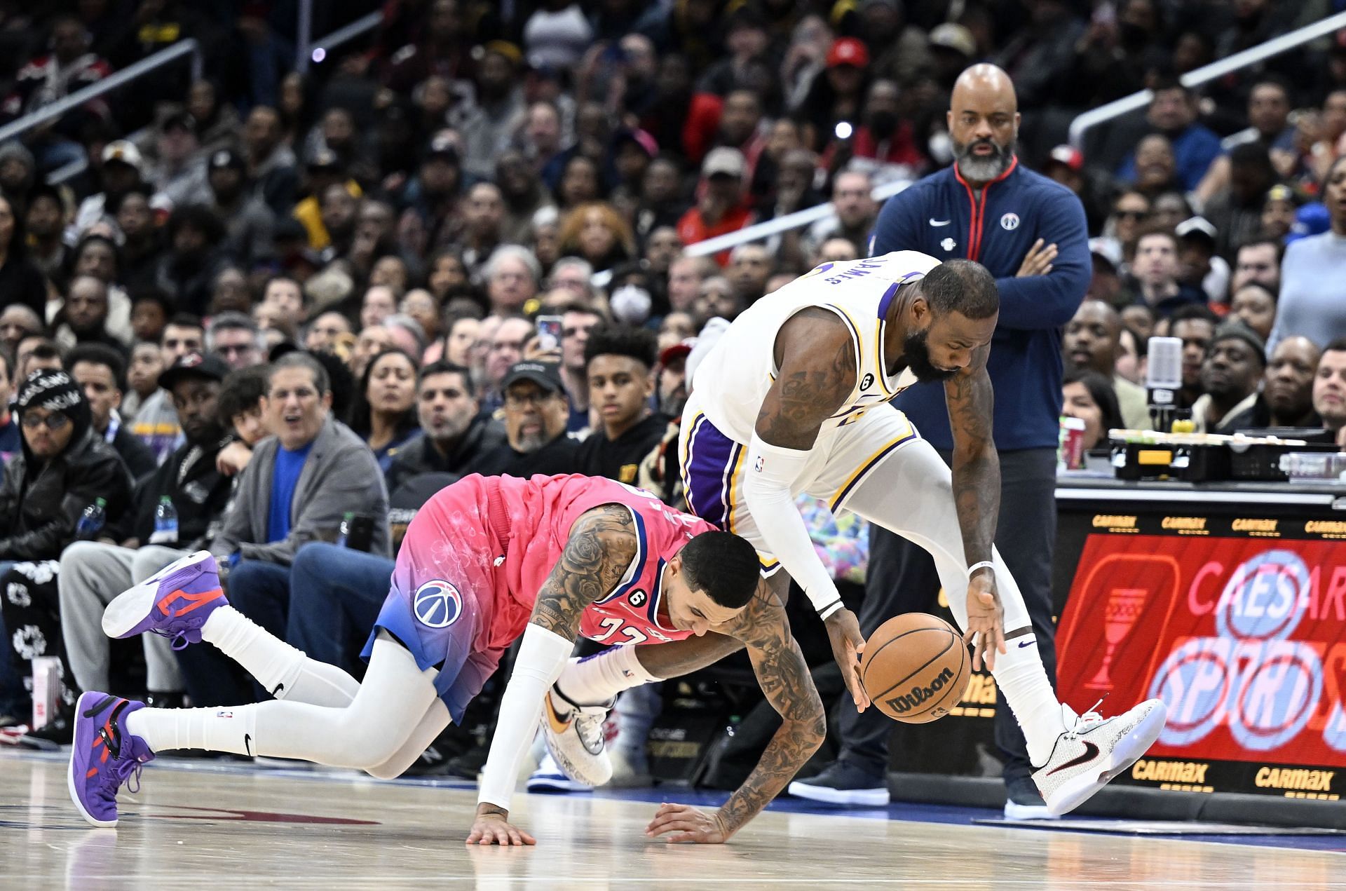 Los Angeles Lakers v Washington Wizards