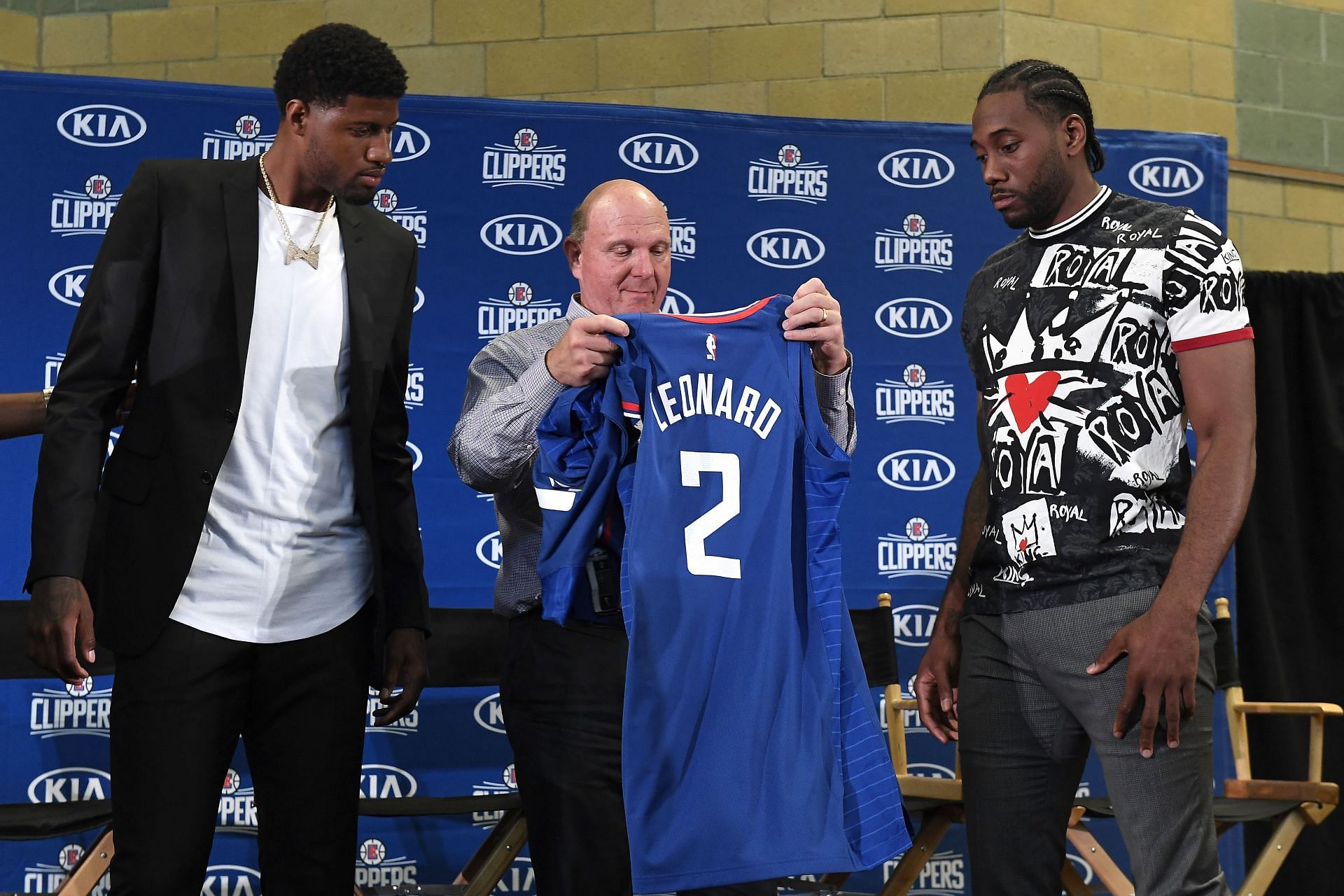 LA Clippers introduce Kawhi Leonard, right, and Paul George