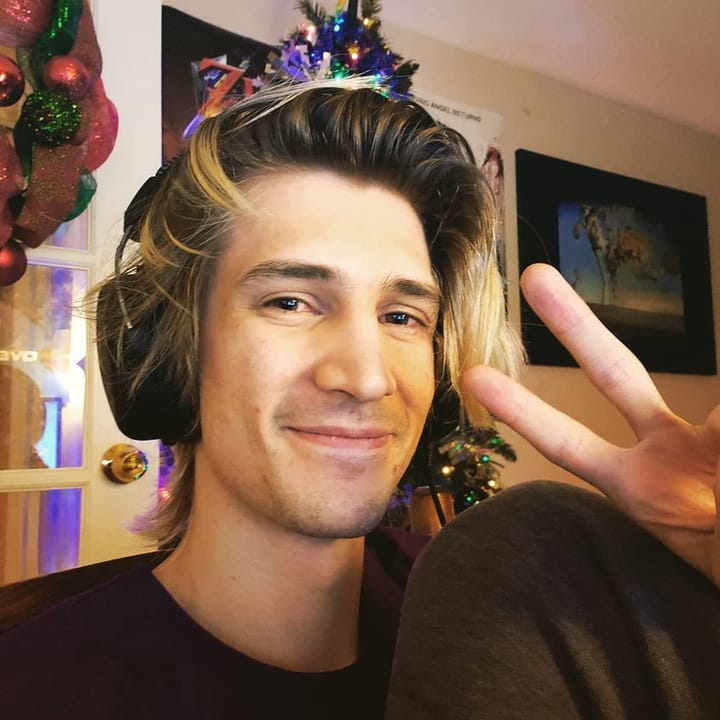 How old is XQC?