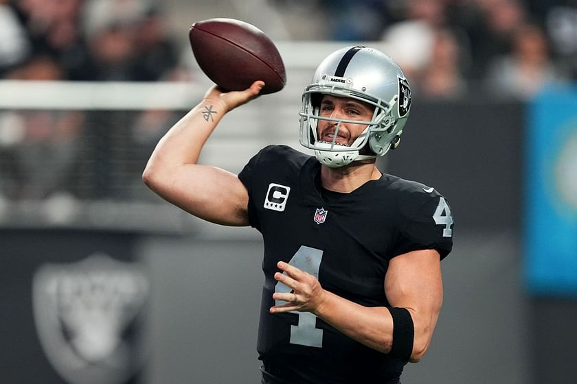 Why the Patriots should be interested in Derek Carr