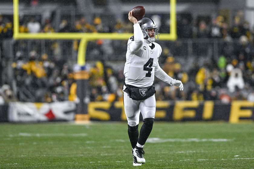 Derek Carr benched, Raiders name Jarrett Stidham starter for Week 17