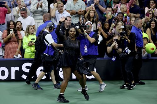 Serena Williams waves to the crowd after her third-round defeat at the 2022 US Open