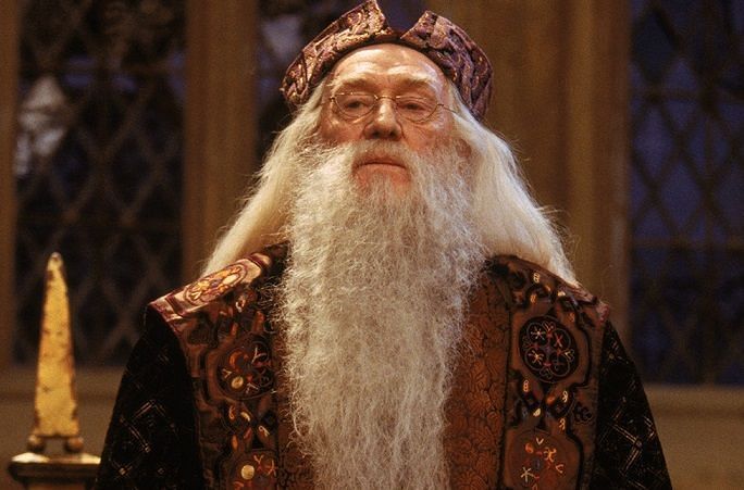 Who plays Dumbledore in Harry Potter Films?