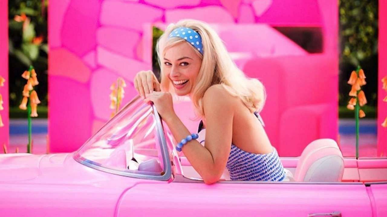 Margot Robbie as Barbie (Image via Warner Bros. Discovery)