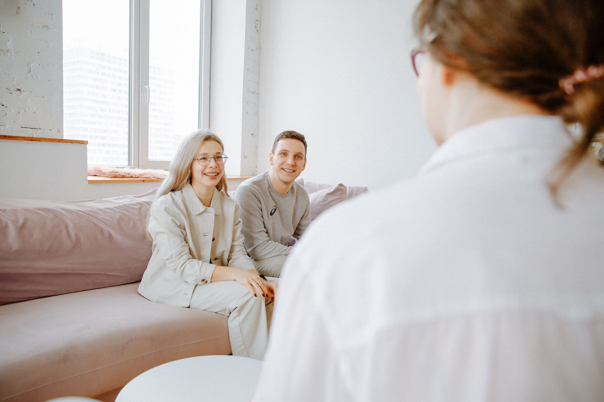 There are many couple therapy techniques to try in 2023. (Image via Pexels/ Polina Zimmerman)