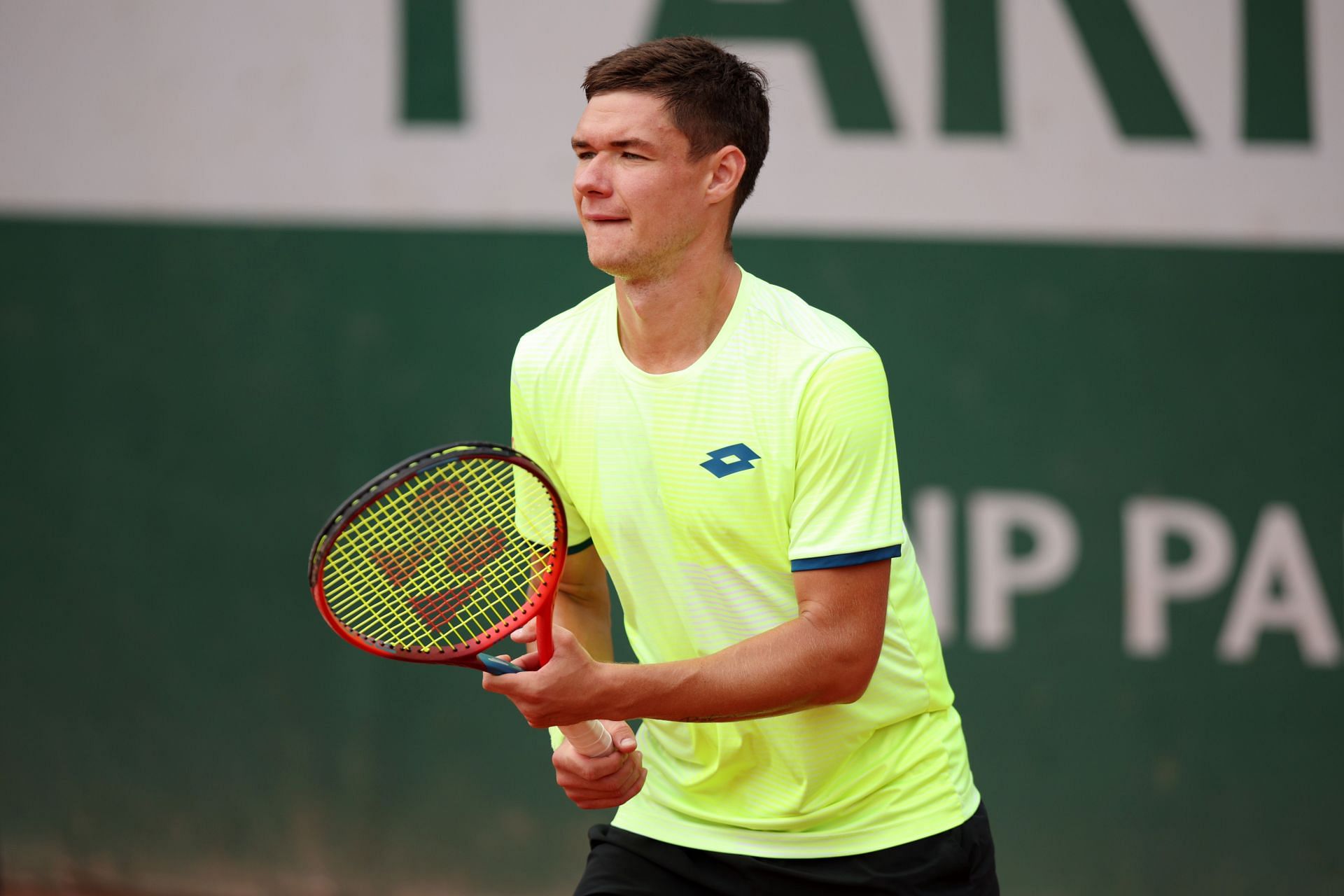 Kamil Majchrzak at the 2022 French Open.