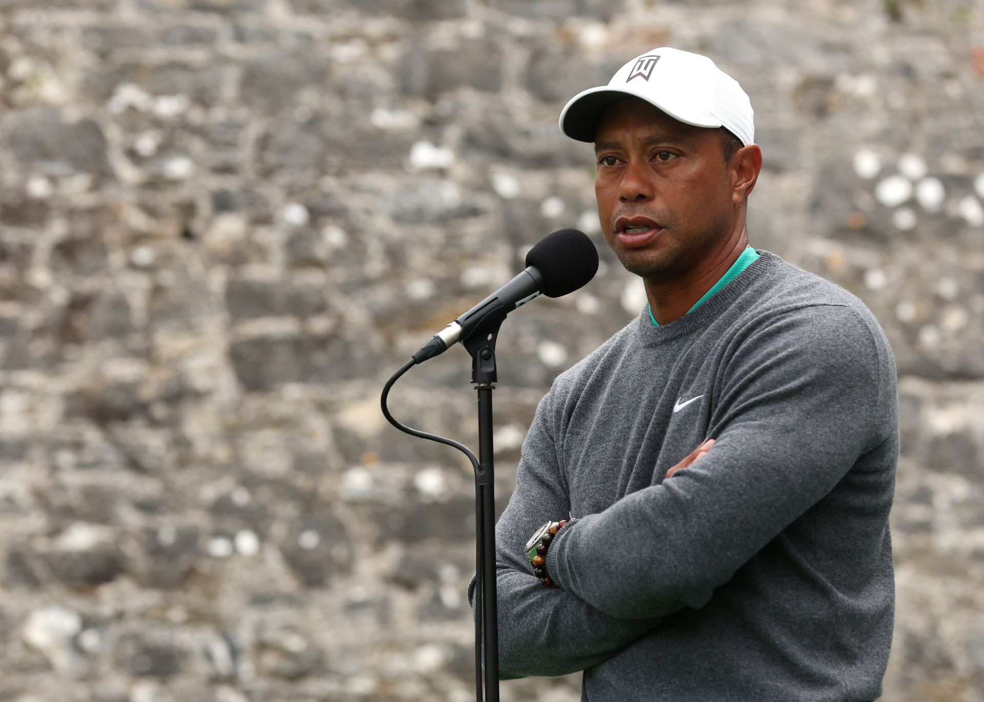 Tiger Woods (Image via Oisin Keniry/Getty Images)