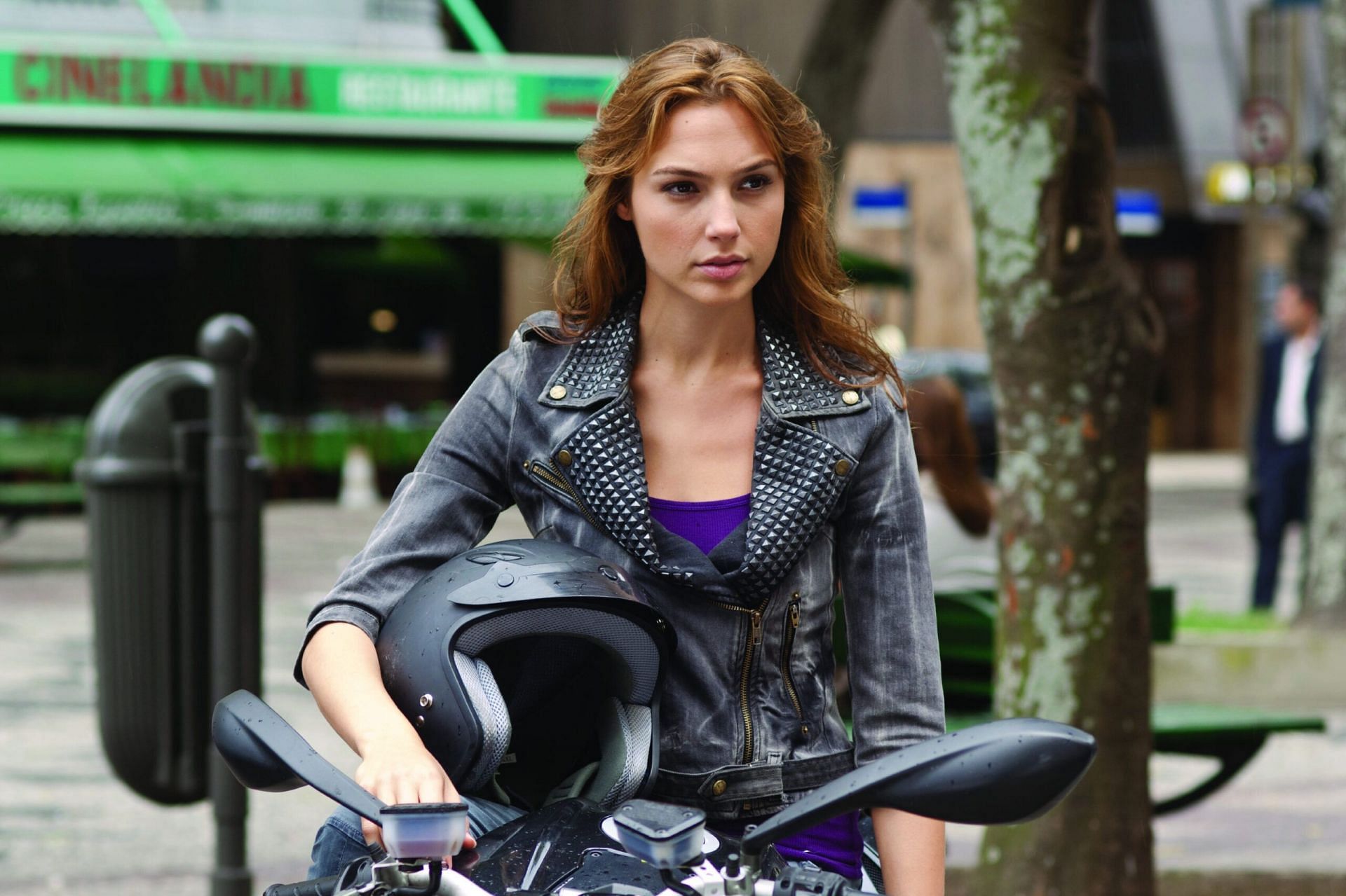 Gal Gadot in Fast Five (Image via Universal)