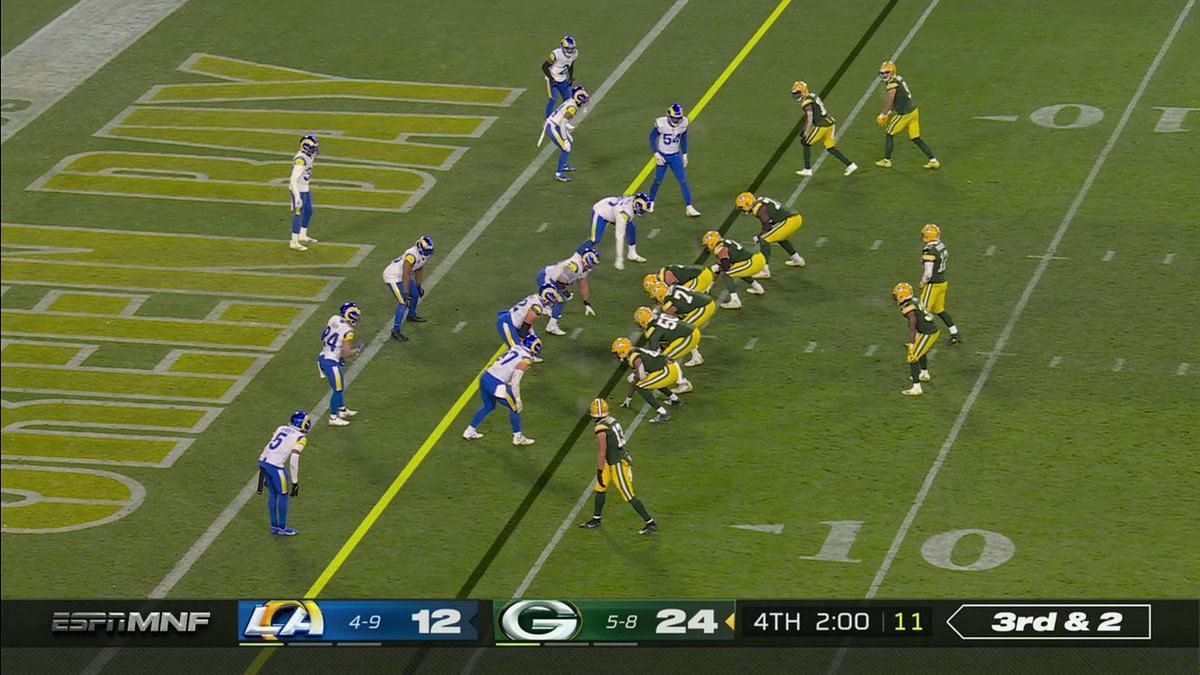 Aaron Rodgers CLUTCH 4th down 40 yard TD to Christian Watson to keep  Packers in game 