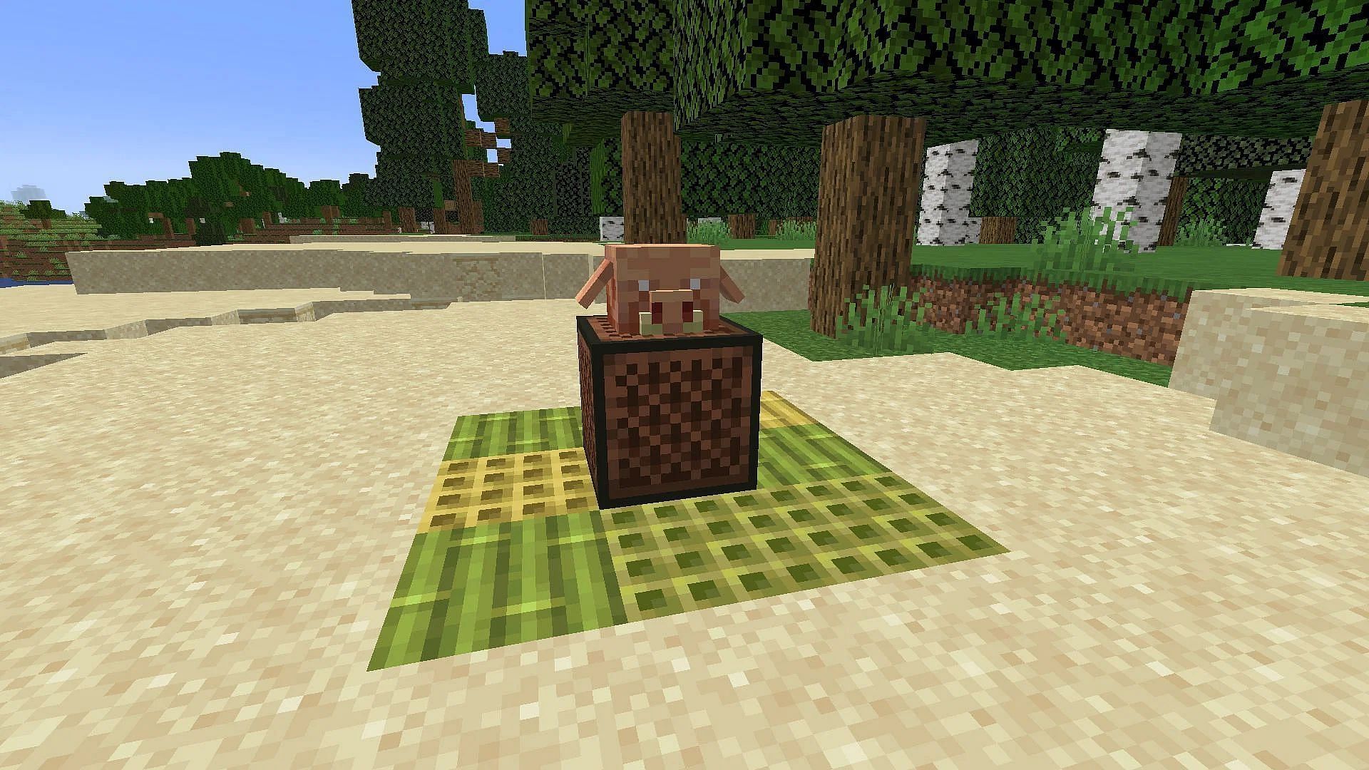 Mob heads placed on note blocks will play an ambient sound of that mob in the 1.20 update of the game (Image via Mojang)