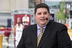 Fans have a laugh & hail Brian Windhorst as he declares Danny Green a tradeable piece on his face: "Windy is a savage", "Mans said I got a job to do"