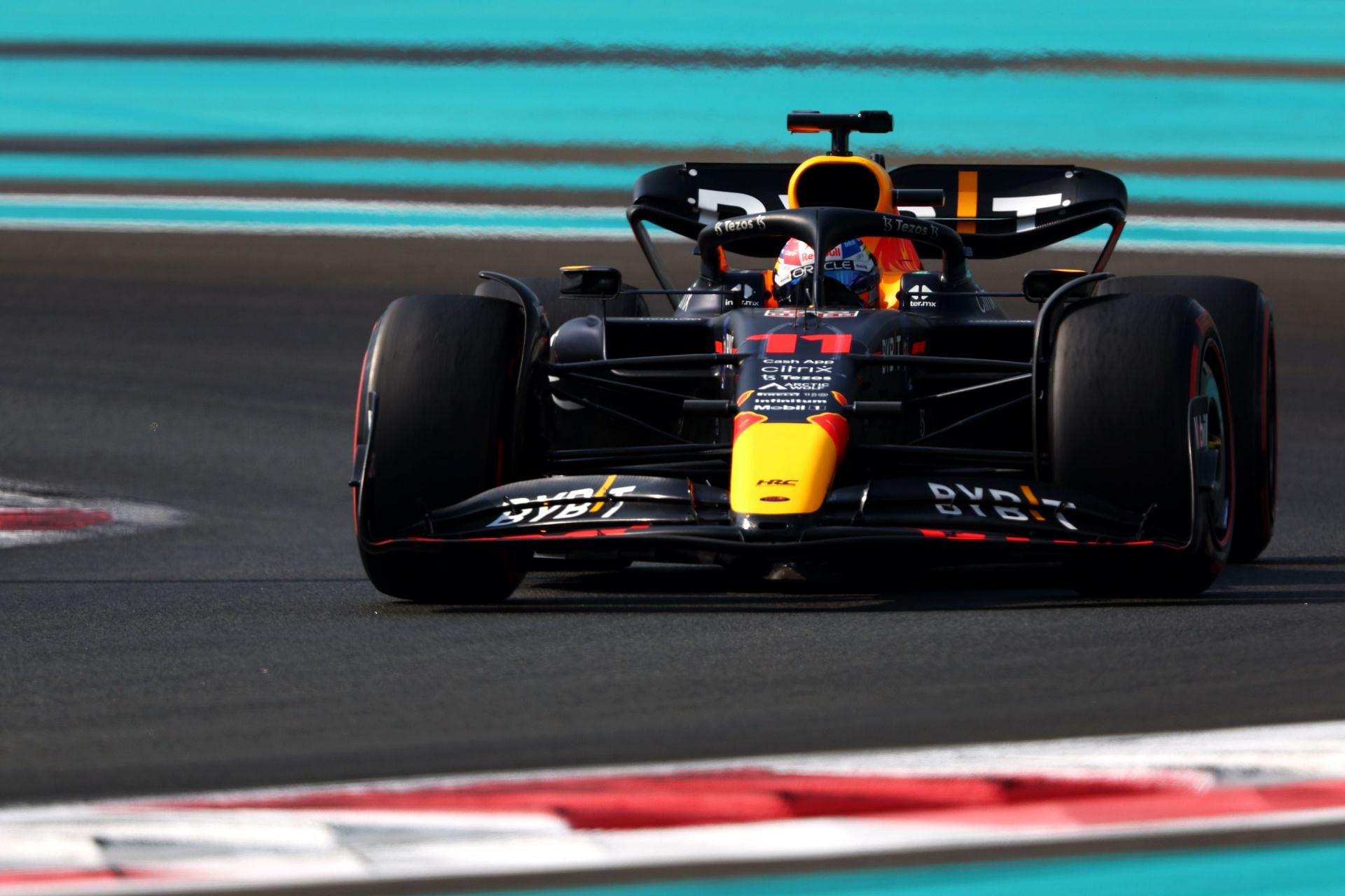 Formula 1 Testing in Abu Dhabi - Day One