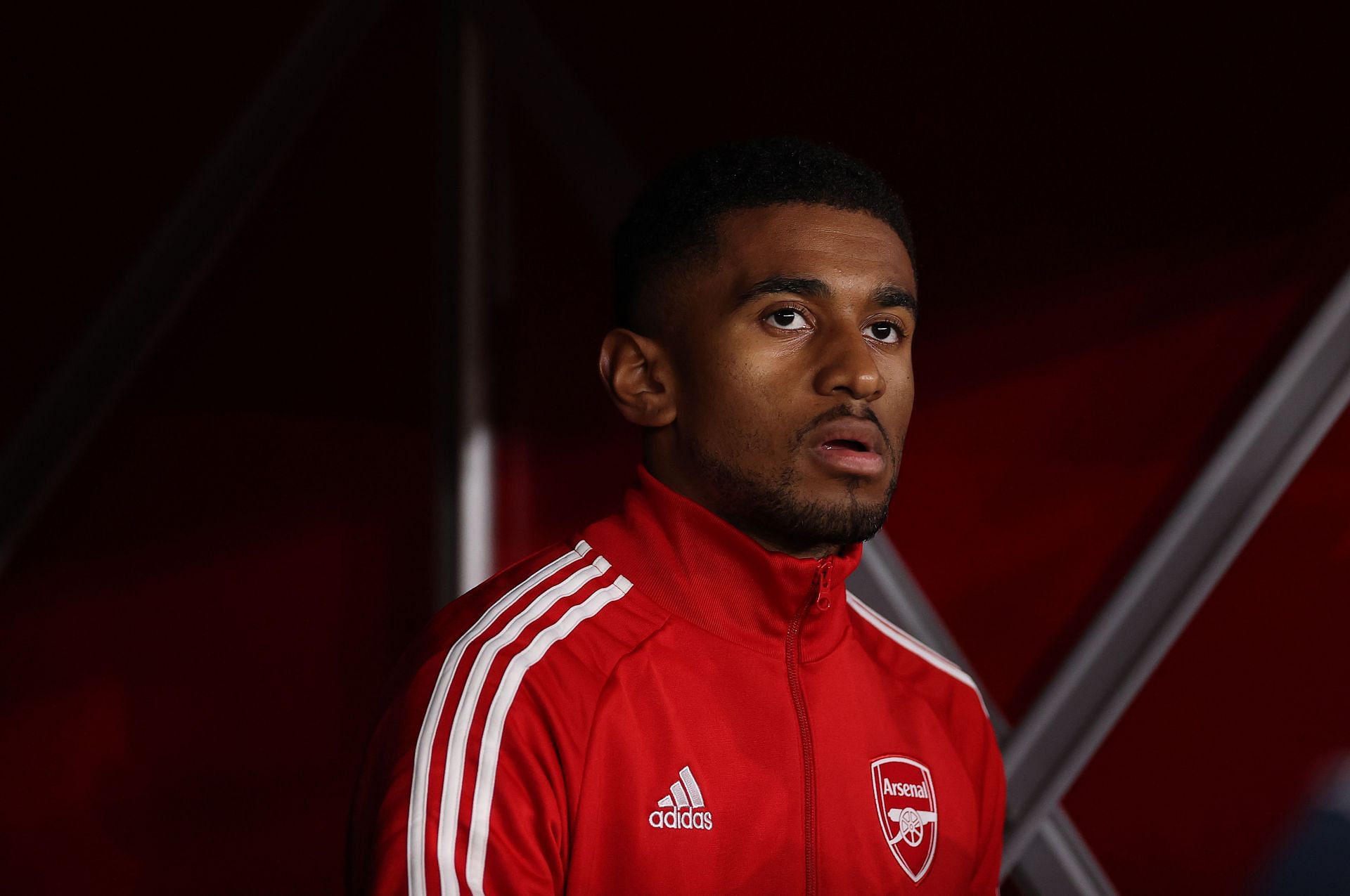 Reiss Nelson is eager to sign a new deal at the Emirates.