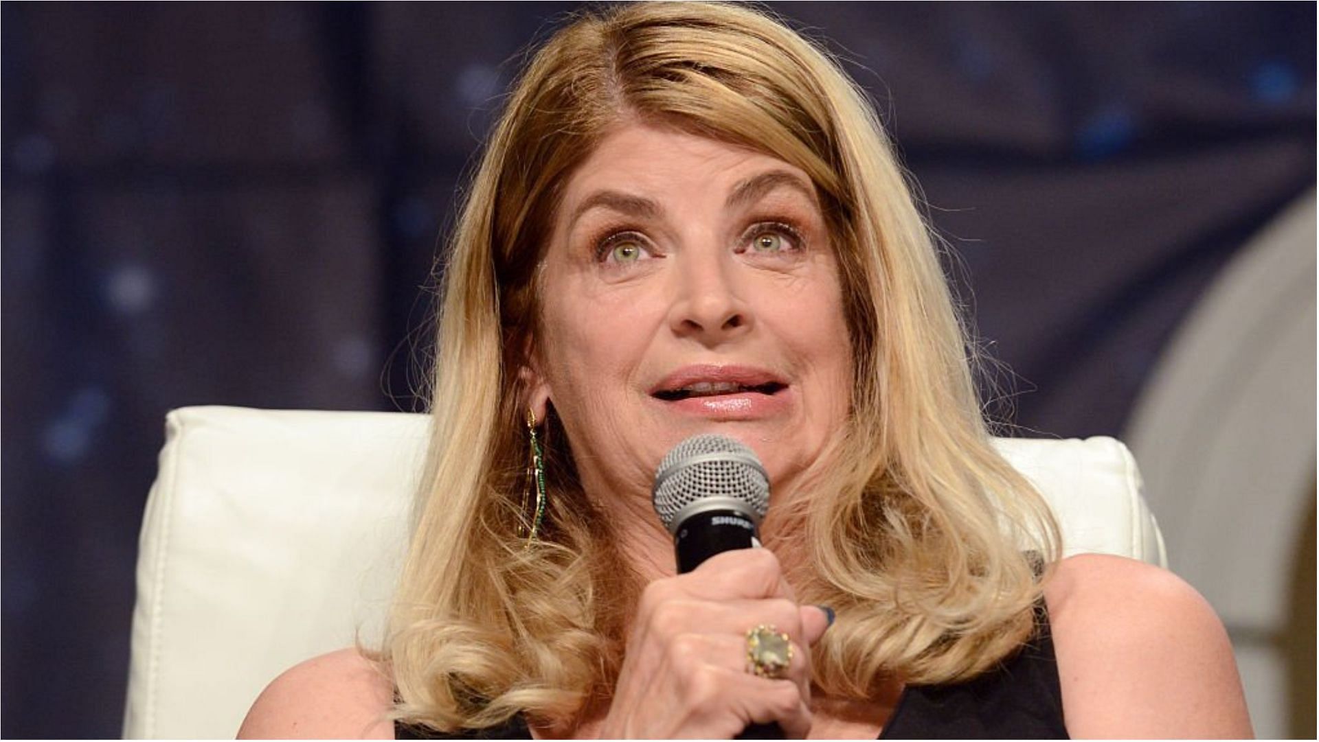 Kirstie Alley became popular for her performances in TV shows like Cheers and Veronica&#039;s Closet (Image via Albert L. Ortega/Getty Images)