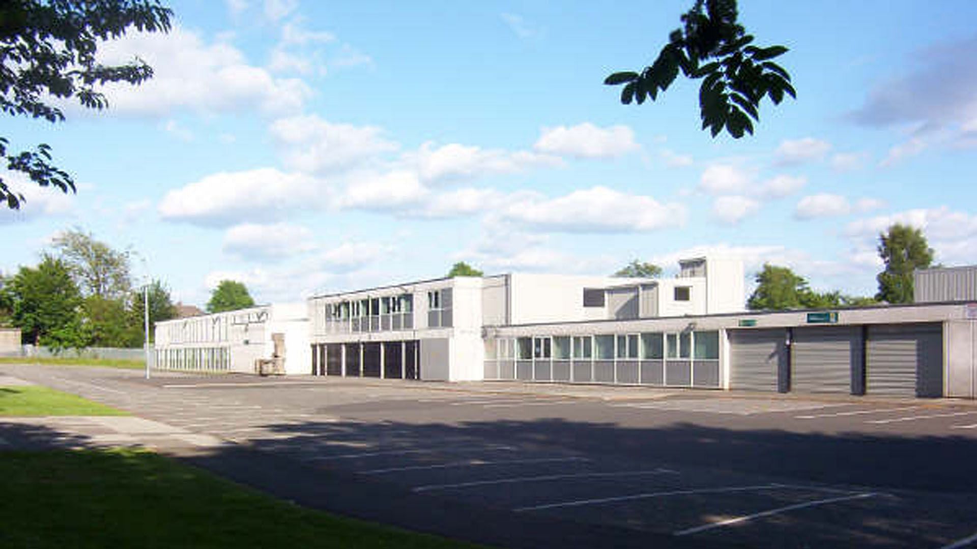 Bannerman High School (image via Wikimedia Commons)