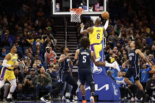 LeBron James scoring tracker reveals how far he is from Abdul-Jabbar (Image via Getty Images)