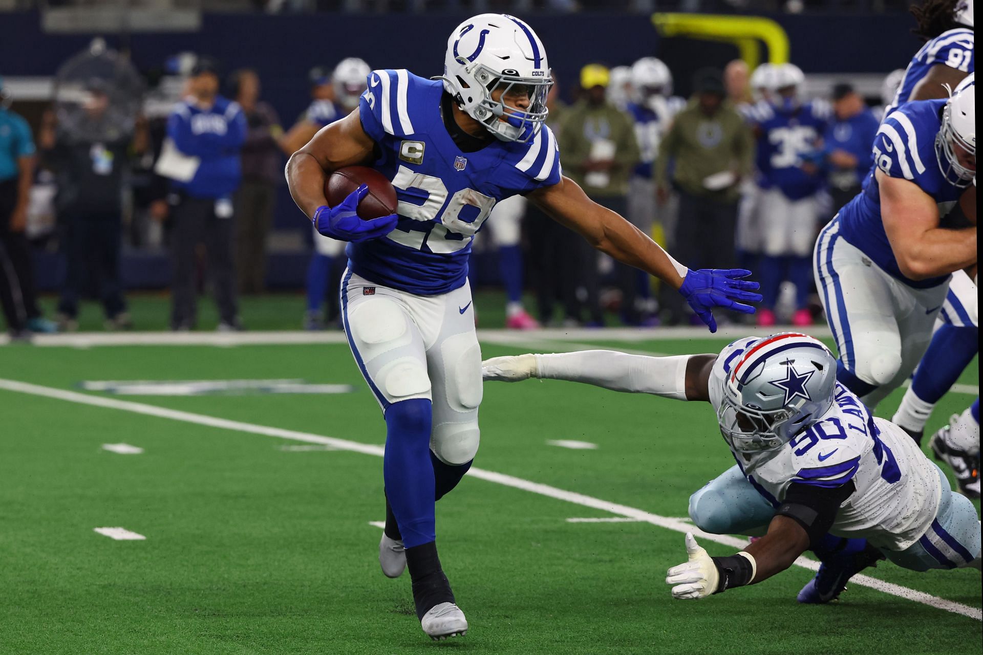 Colts: PFF disrespects Jonathan Taylor in annual RB rankings