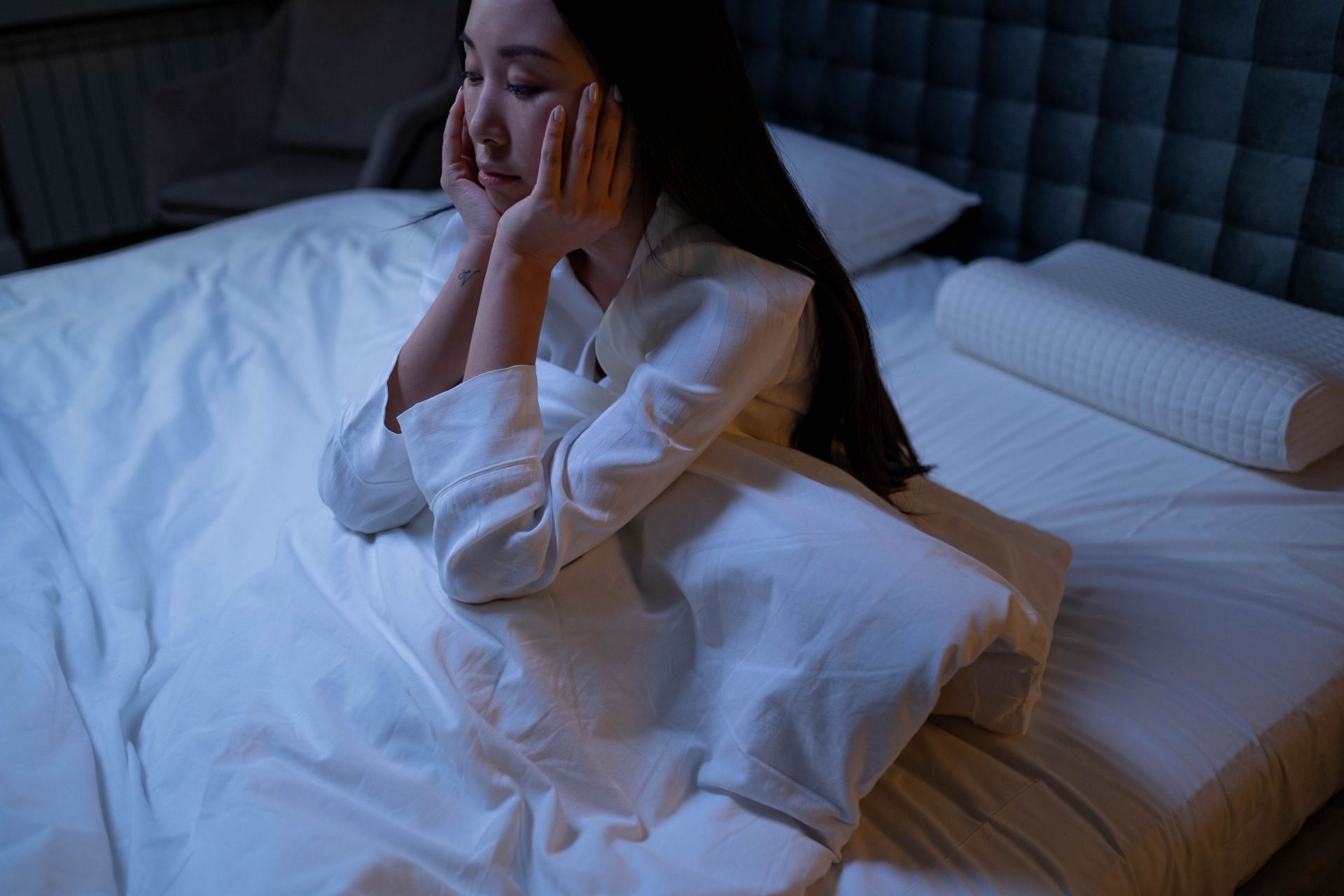 There are many ways sleep deprivation can impact your mental health. (Image via Pexels/ Cottonbro)