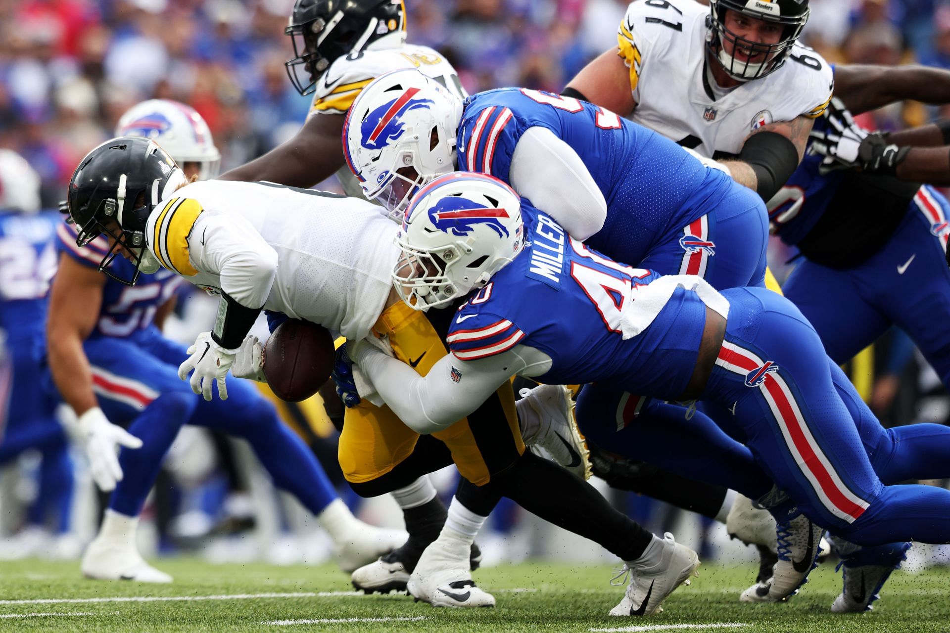 Pittsburgh Steelers v Buffalo Bills