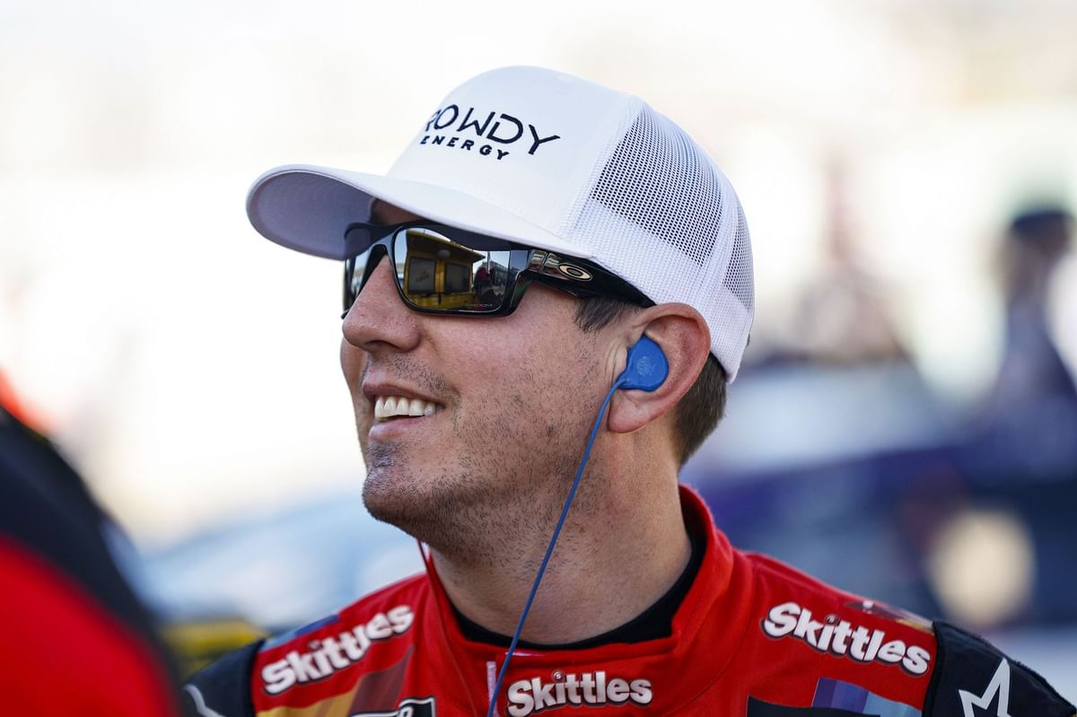 Kyle Busch returns to Tulsa to end his 2022 season with some dirt slinging