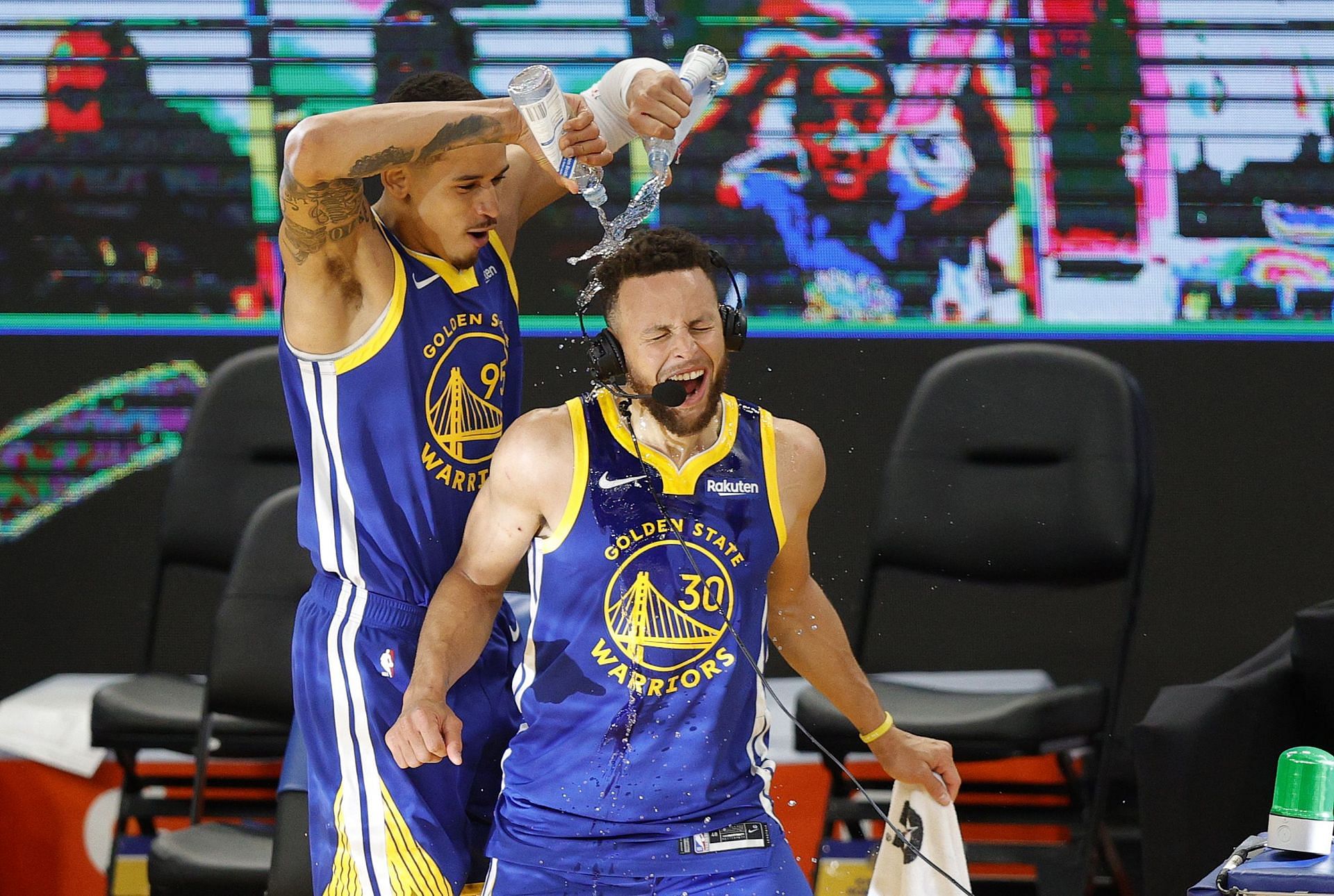 Juan Toscano-Anderson proved he could play next to Steph Curry