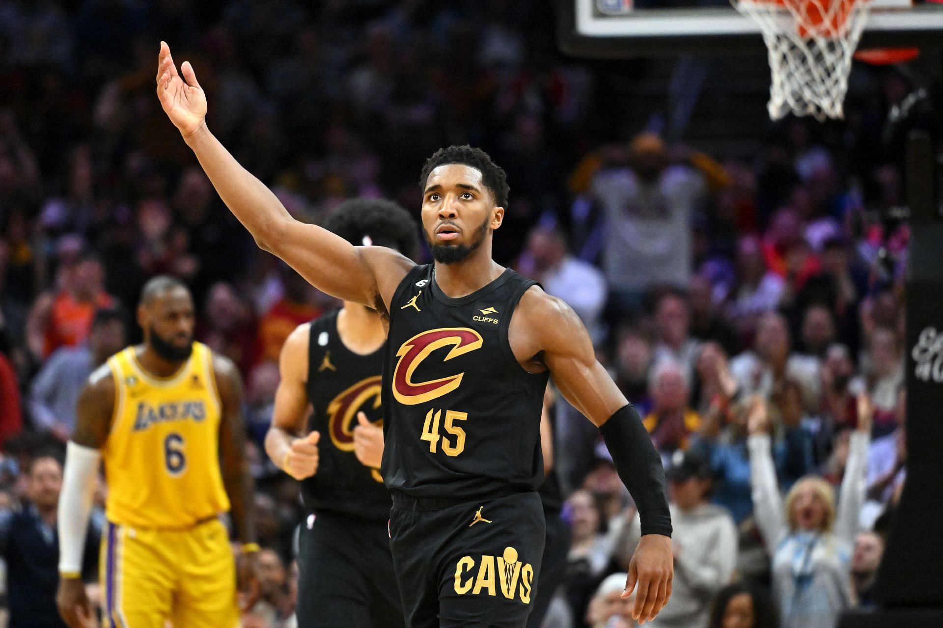 Donovan Mitchell is questionable tonight for the Cleveland Cavaliers. 