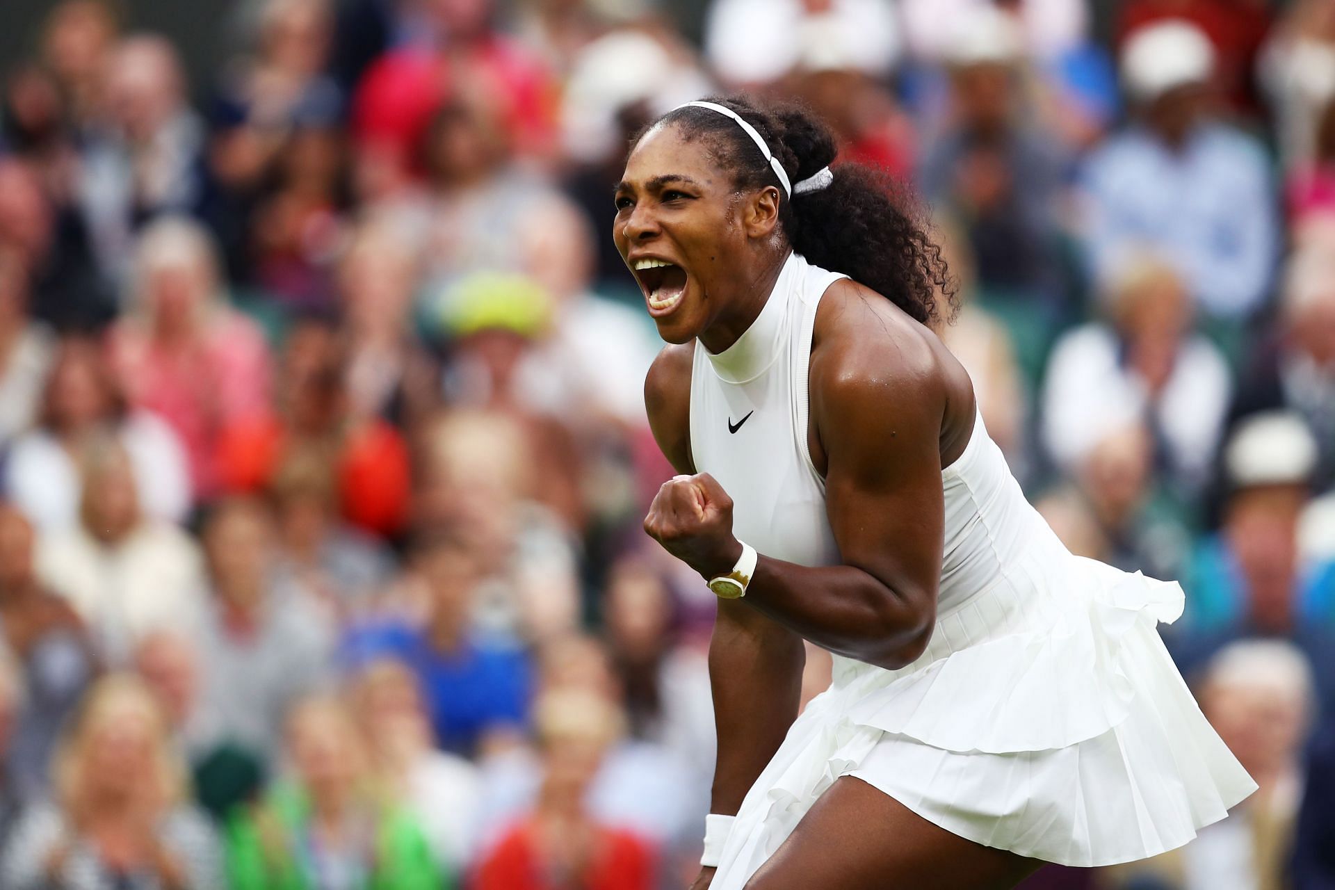 Williams in action at the 2016 Wimbledon Championships