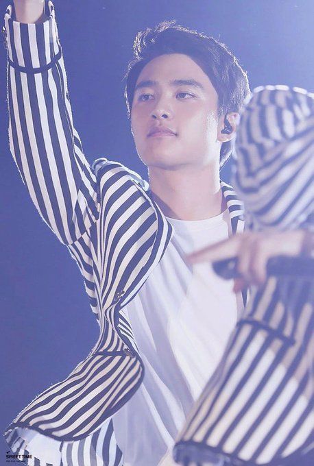 10 K-pop idols born in January