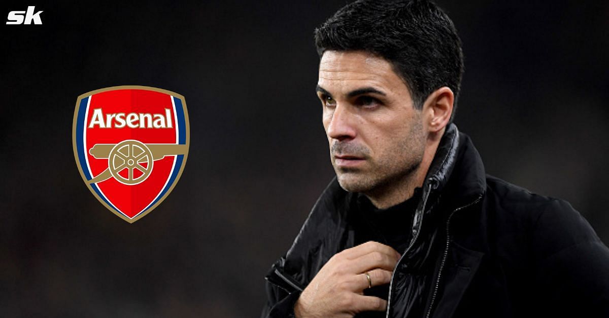 Arsenal manager Mikel Arteta reacts during a game.