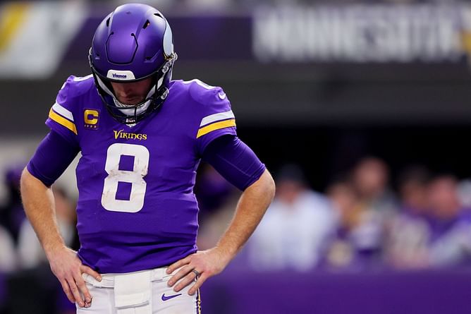 EXCLUSIVE: "They're not as good as their record" - Mike Smith not buying into Vikings' billing as Super Bowl contenders