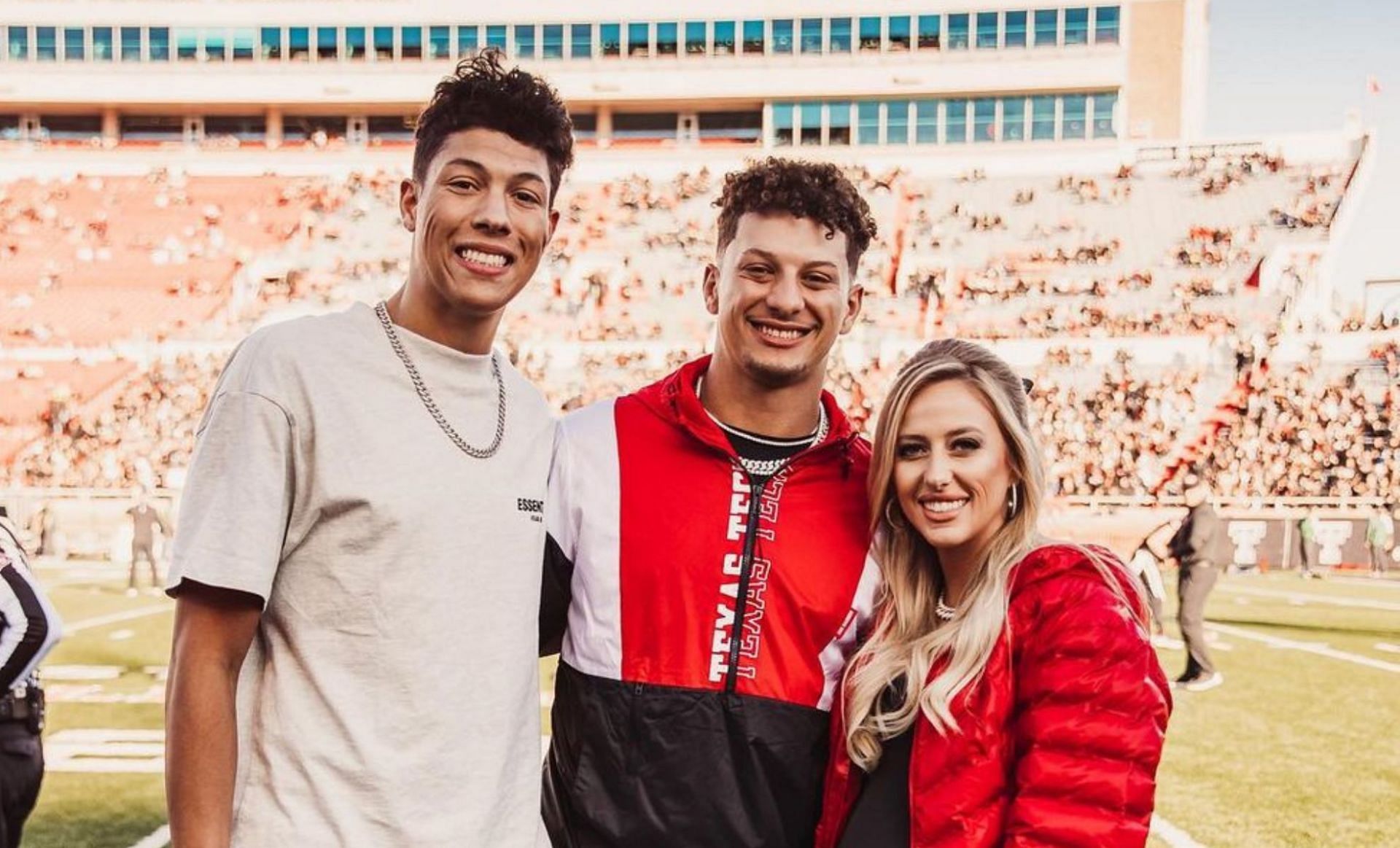 NFL Star Patrick Mahomes' Family Includes His Brother, Wife and