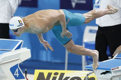 Popovici swims at the 100m freestyle semis: Melbourne 2022 FINA World Short Course Swimming Championships - Day 2 (Photo by Daniel Pockett/Getty Images)