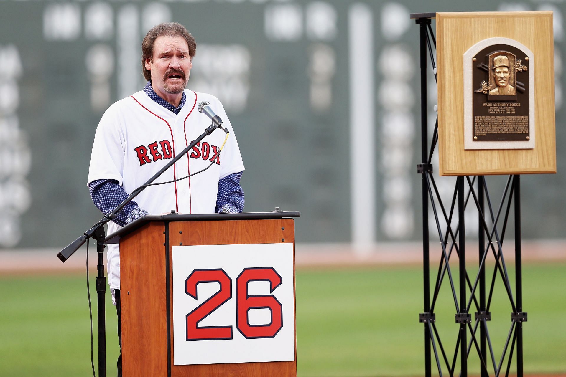 Red Sox Notes: Retiring No. 26 leaves Wade Boggs 'extremely honored