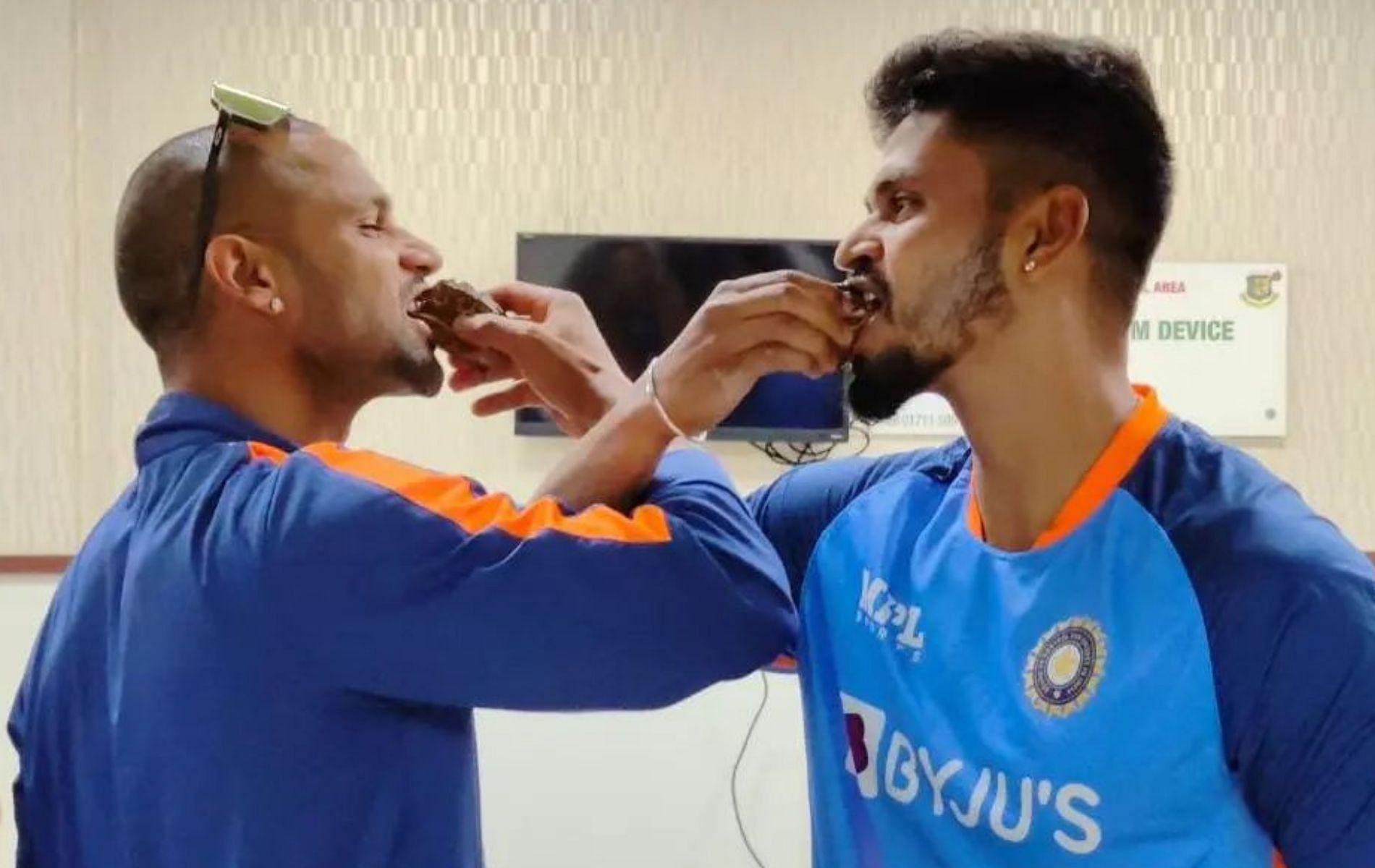 Shikhar Dhawan (L) and Shreyas Iyer (R). (Pic: Twitter)