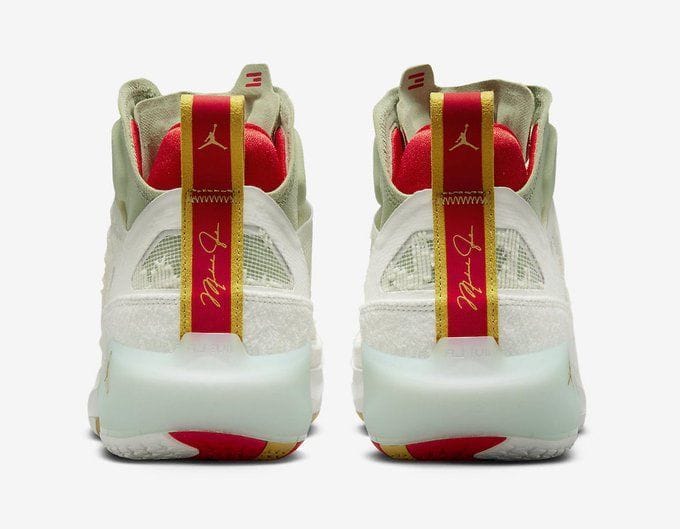 blue jordan snapback