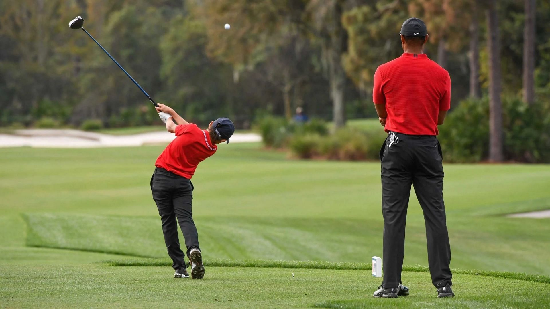 Tiger&#039;s advises his son to not copy his swing 