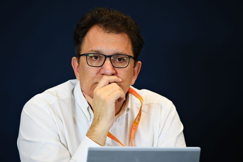 FIA admits to having overused the F1 black and orange flag during 2022