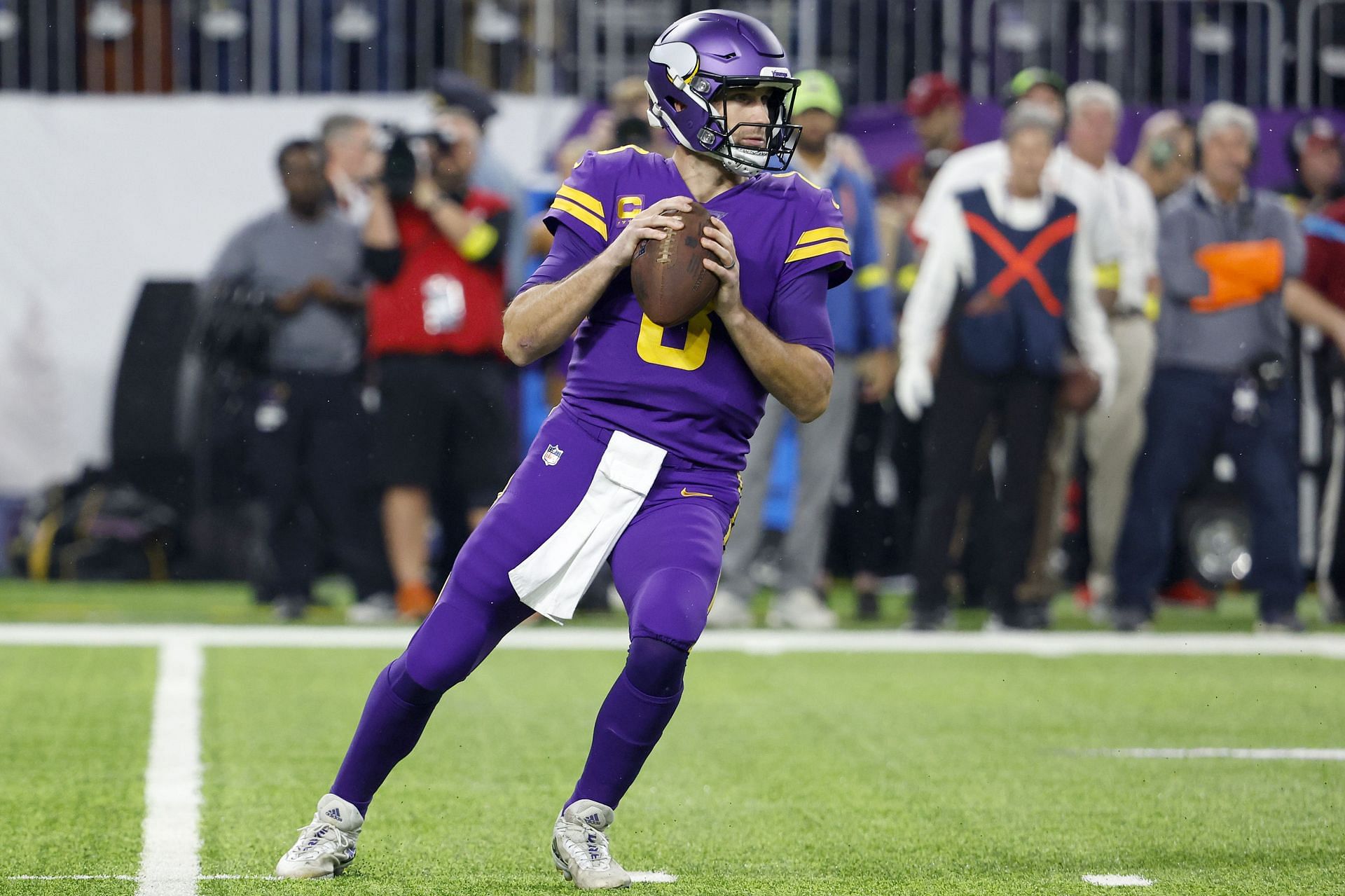 Fantasy Football Start 'Em Sit 'Em 2022 NFL Week 14: Quarterback