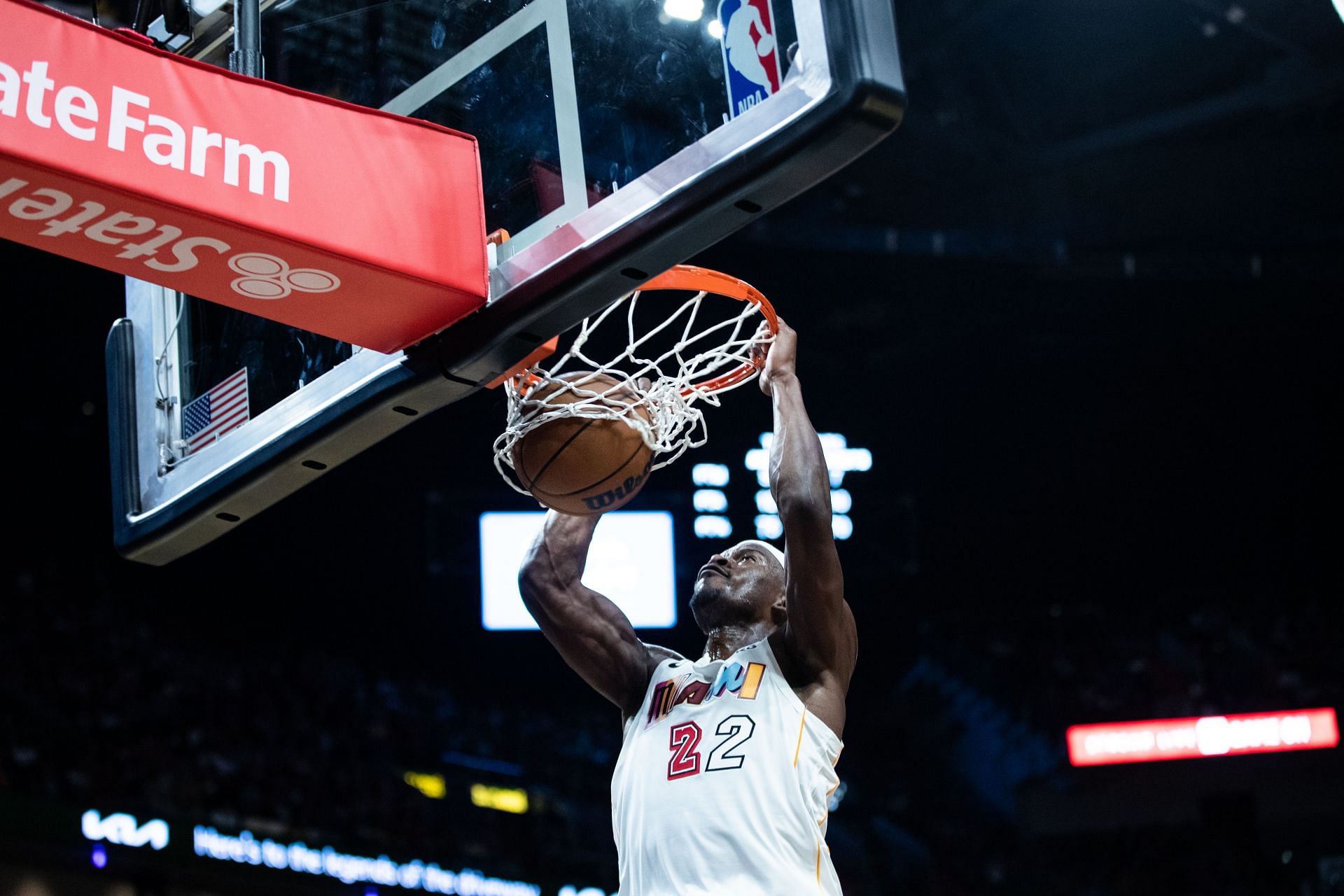 Jimmy Butler is still in the Miami Heat injury report. 