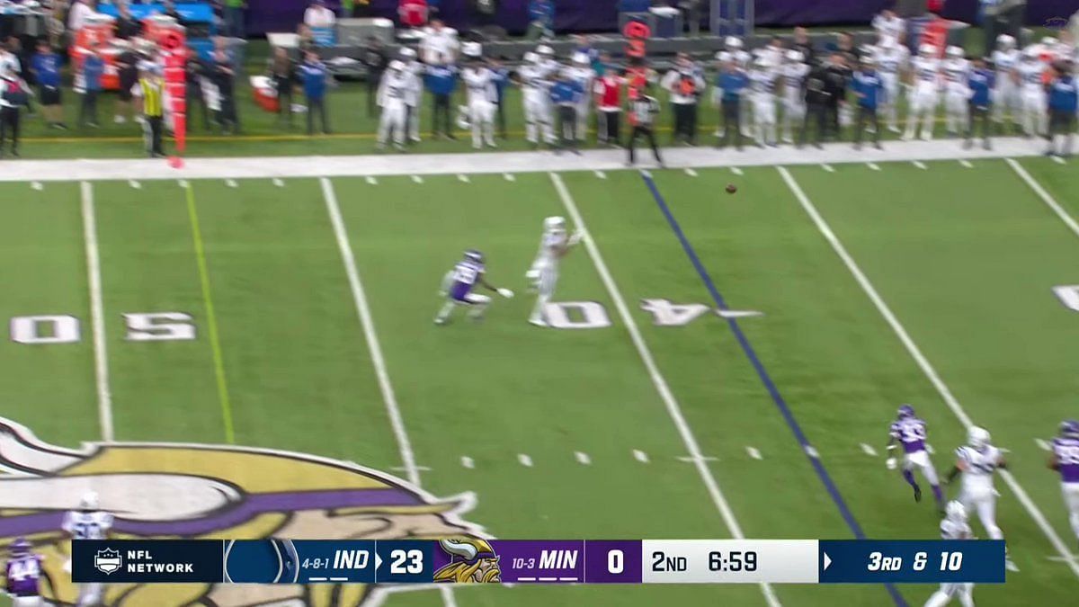 refs blow play dead before Vikings score defensive TD 