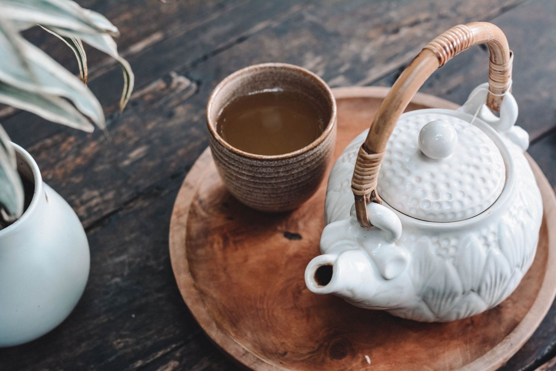 Mullein tea benefits include anti-viral and anti-bacterial properties (Image via Unsplash/Content Pixie)