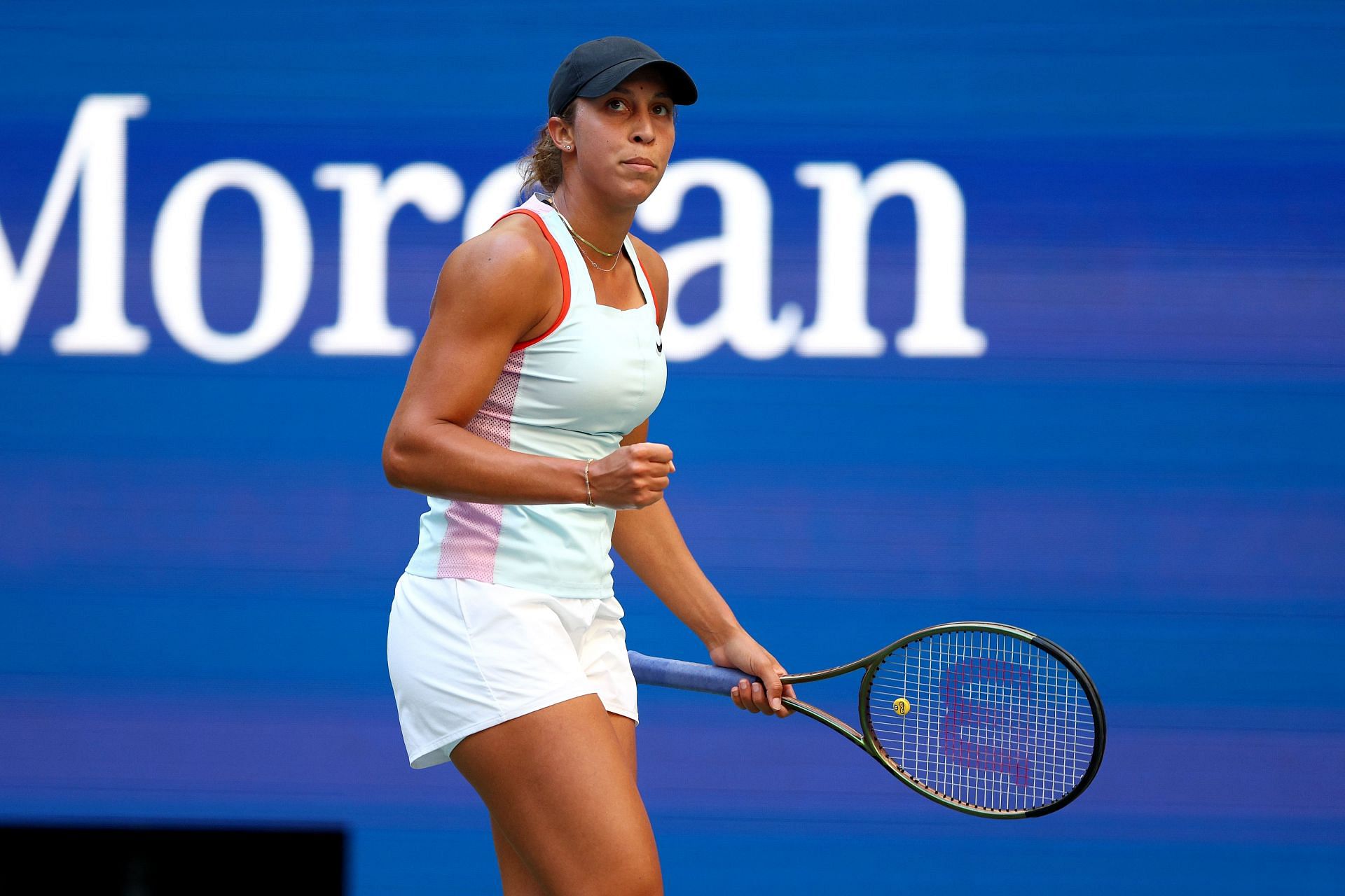 Madison Keys in action at the 2022 US Open
