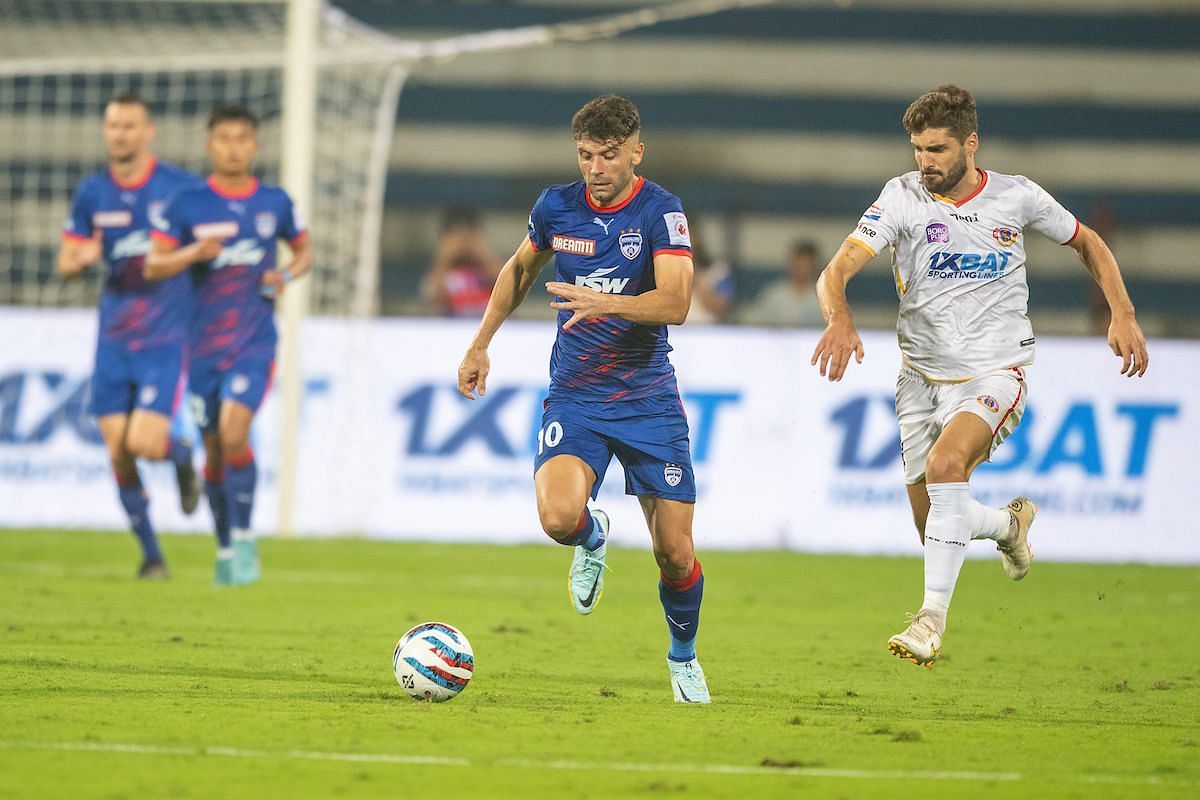 Javi Hernandez will be hoping to get on the scoresheet against East Bengal. (Image credits: ISL) 