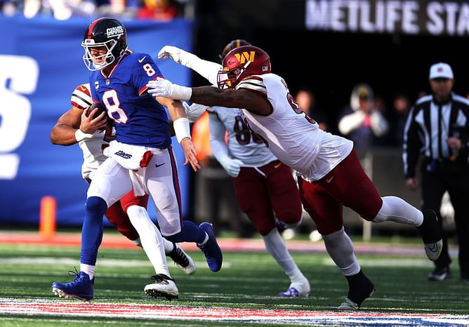 Giants vs Commanders Prediction: Who Will Win? Preview, Odds, Line, Spread, and Picks - SNF - Which NFC East team prevails tonight?