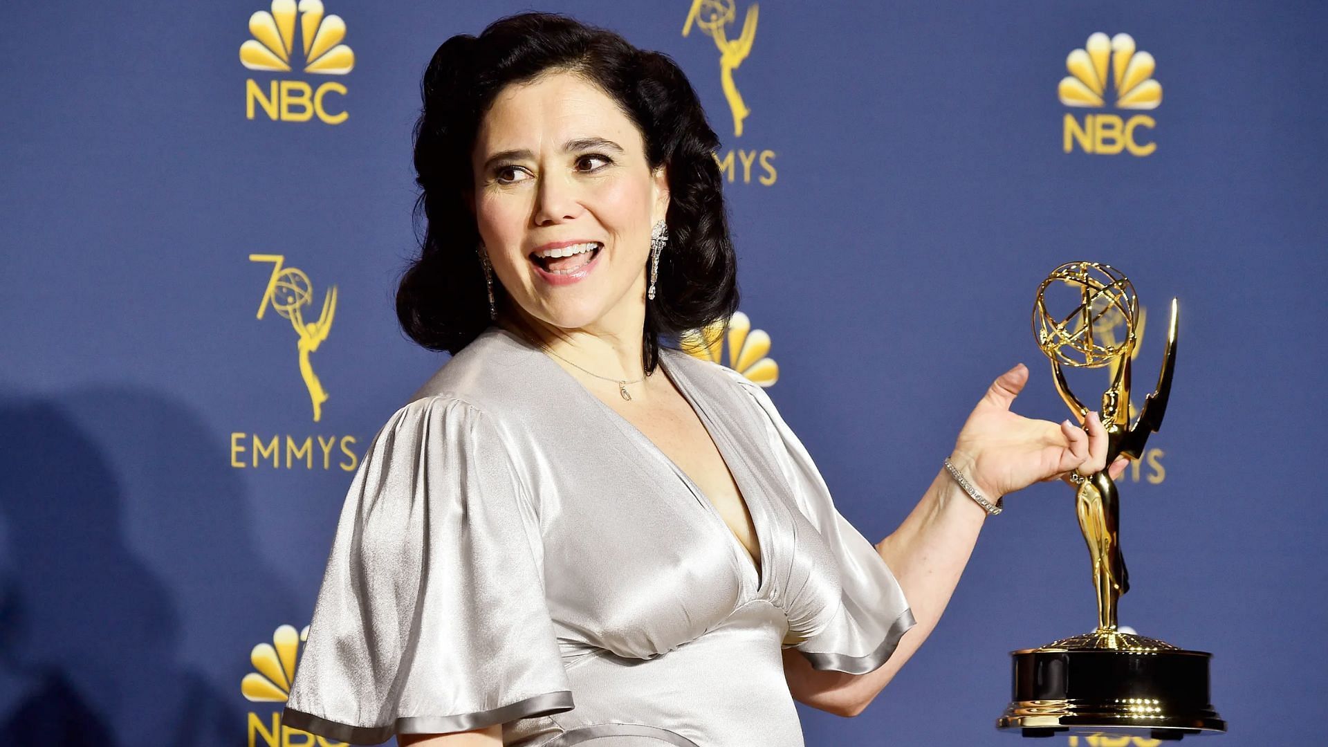 Multiple Emmy Award winning actress Alex Borstein (Image via Getty/Frazer Harrison)