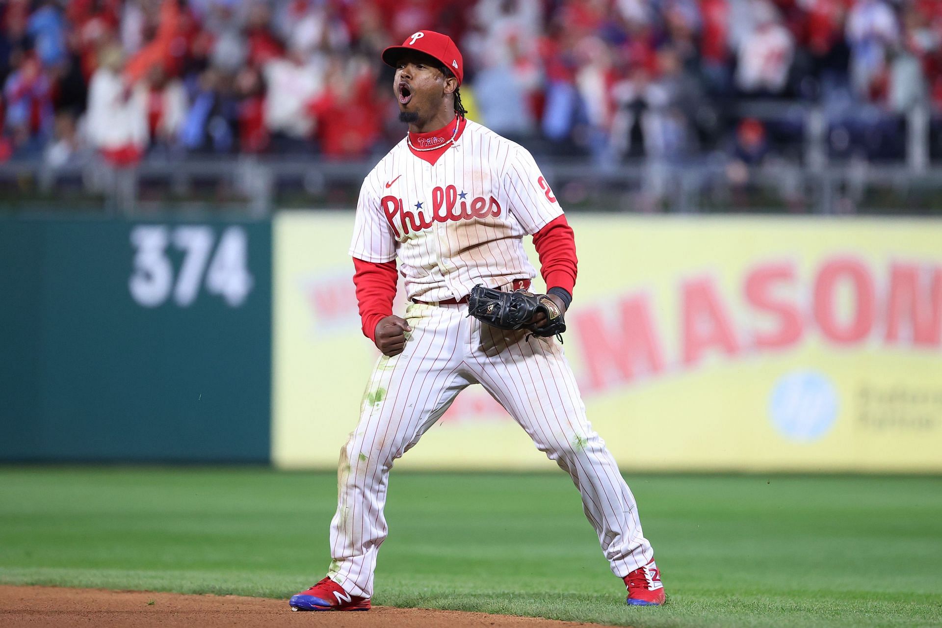Marlins Agree to 2-Year Deal with ex-Phillies 2B Jean Segura