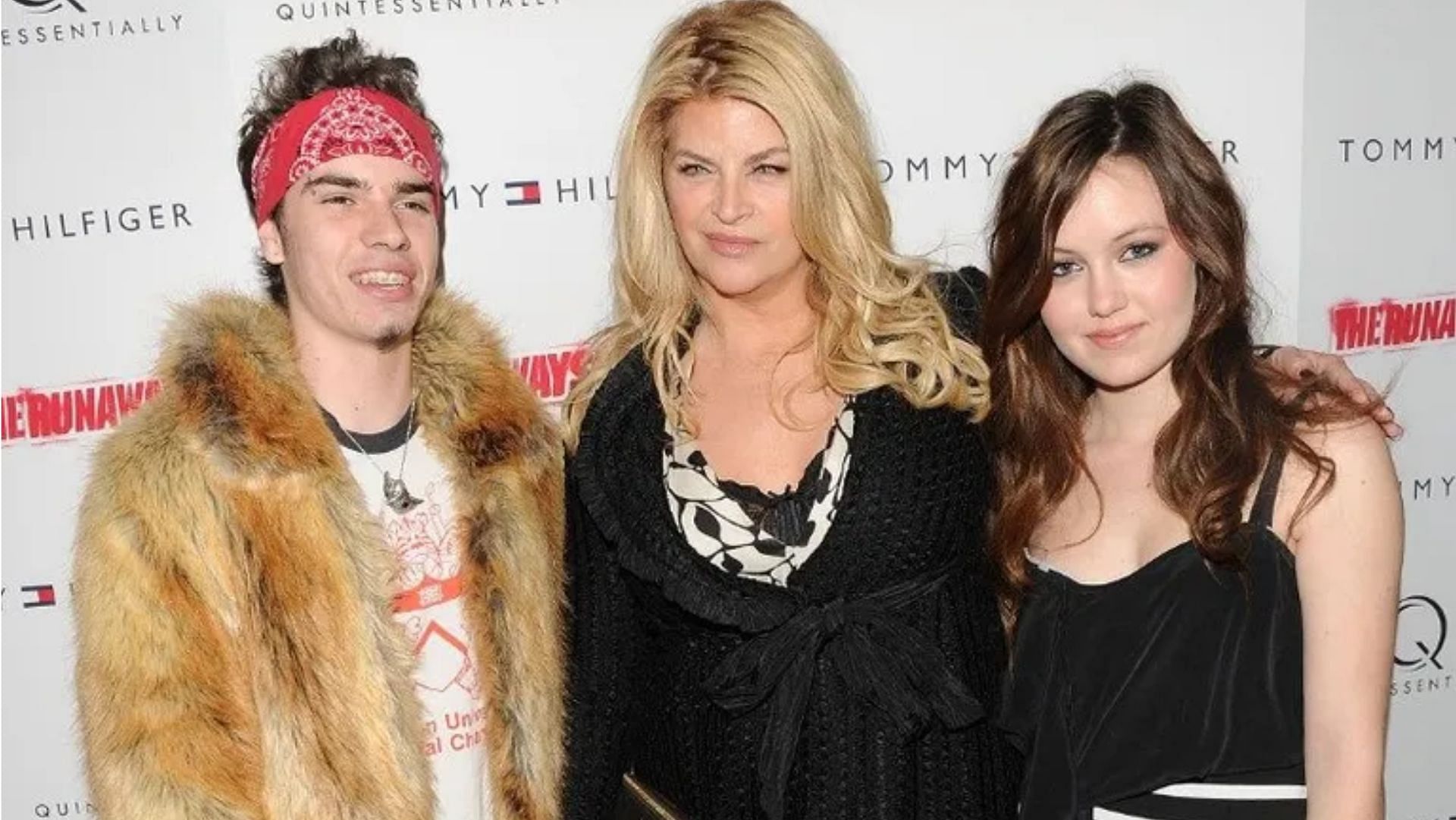 Kirsten Alley with her kids. (Photo via Getty Images)