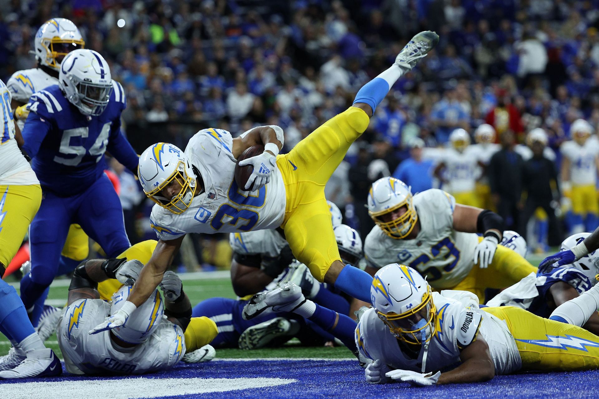 Los Angeles Chargers 20 vs. 3 Indianapolis Colts summary: stats