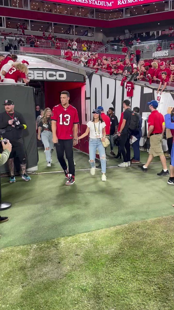 Why Aaron Judge wore a Mike Evans jersey before Buccaneers-Saints — and  maybe why he visited Tampa, too