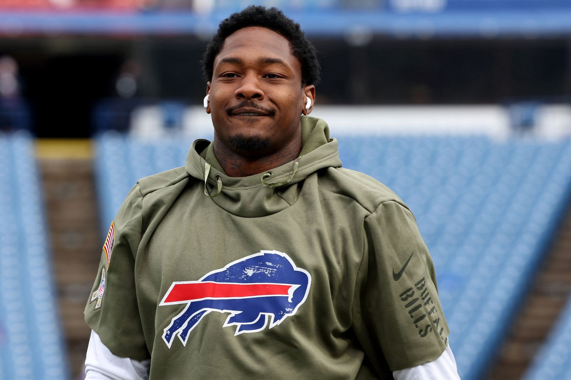 Stefon Diggs shares moment with Bills fan who just lost his father